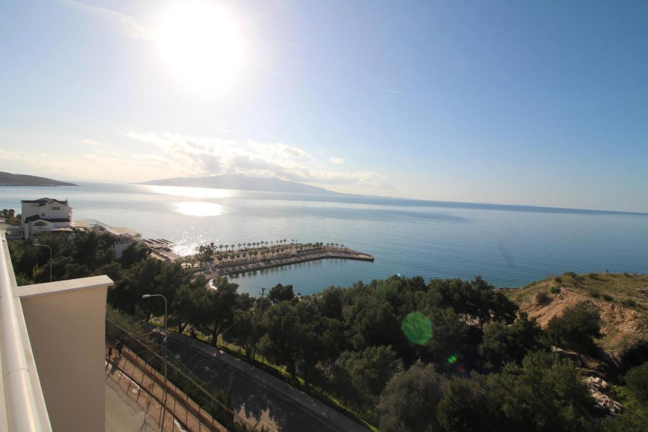 Chill Out Apartment Sarandë Buitenkant foto